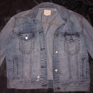 semi cropped denim jacket